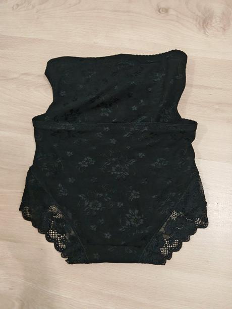 Vysoko stahovacie, tvarujuce nohavicky s, s