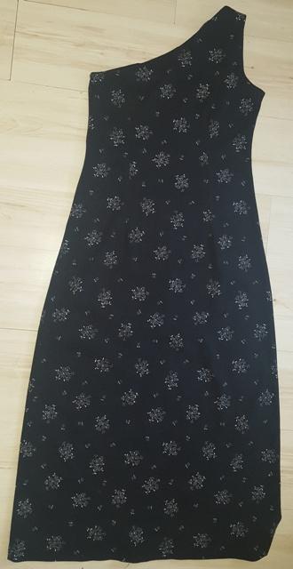 Čierne šaty v. m/l, m