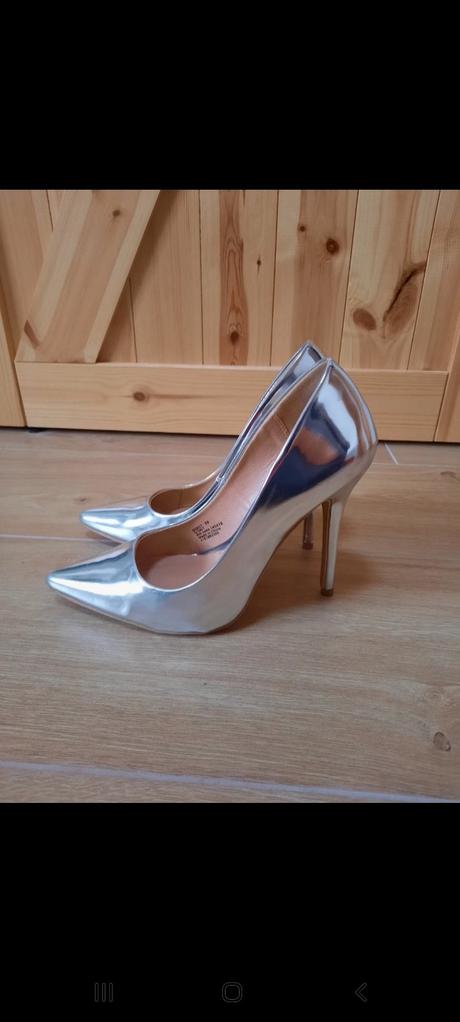 Lodičky, atmosphere,38