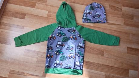 Súprava s čiapkou ( pre chlapca), 98