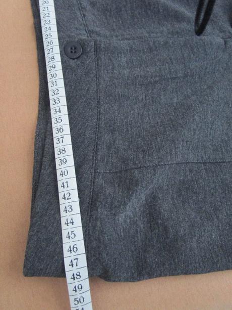 2138. nohavice nadmerné, 48