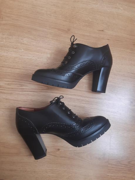 Poltopánky, oxfordky na opätku, 37