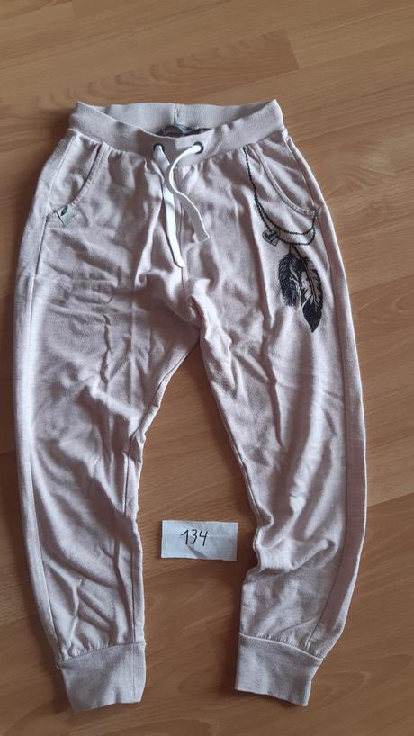 2x teplaky, lindex,134