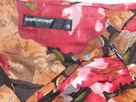 Kvalitna letna velmi pekna sukna, 38