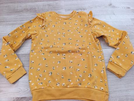 Kvietkovaná mikina, sinsay,134