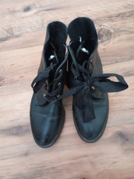 Čierne topánky s maslou, 36