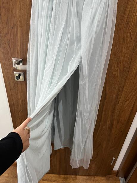 Spoločenské saty, s