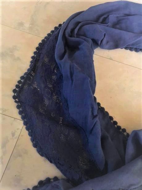 Bavlnená šatka s krajkou, 