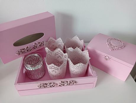 Úložné dekorácie v pastelovej ružovej, 