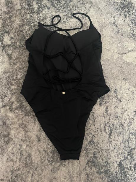 Plavky vs, victoria's secret,l