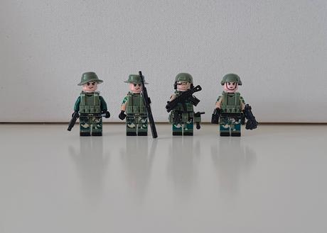 Lego panáčikovia + zbrane, 