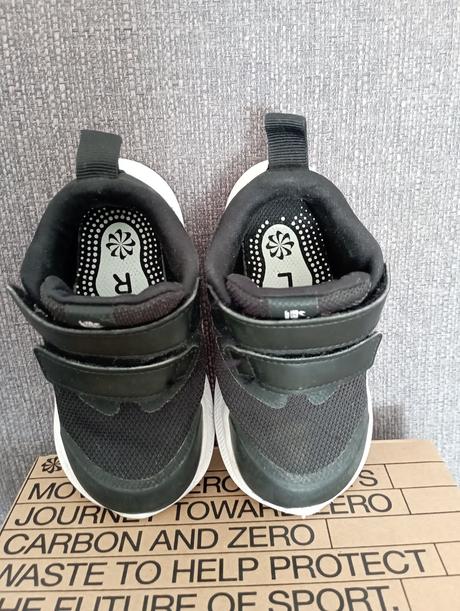 Predam tenisky, 22, nike,22