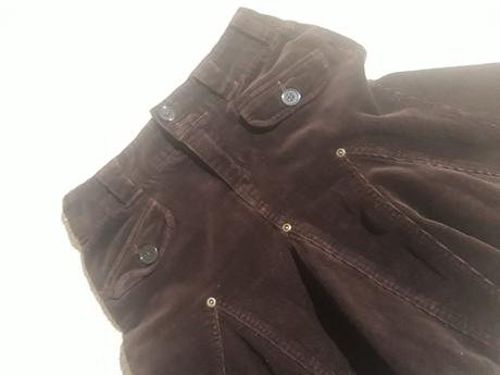 Dievčenská sukňa, 152