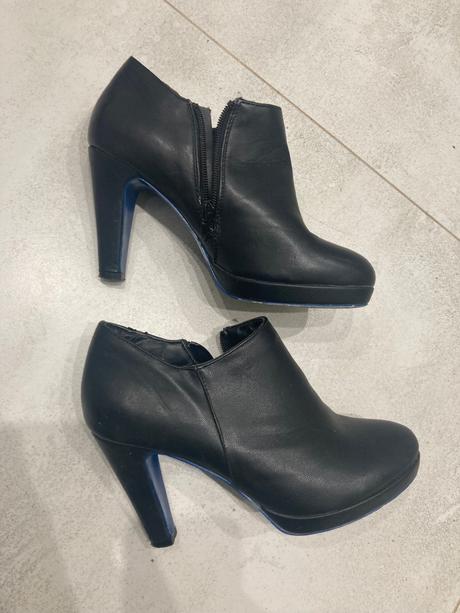 Kotnikove cizmy cierne, 37