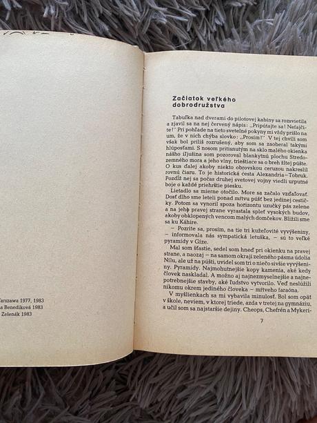 Stará retro kniha strážca pyramídy stopy 1983,