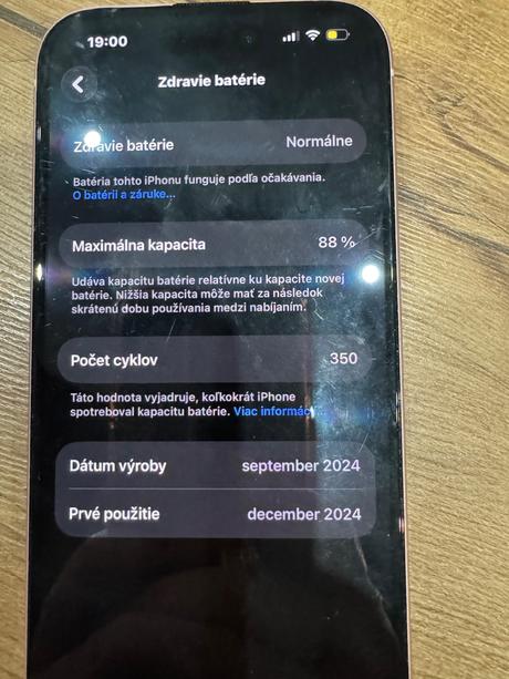 Apple iphone 15, apple