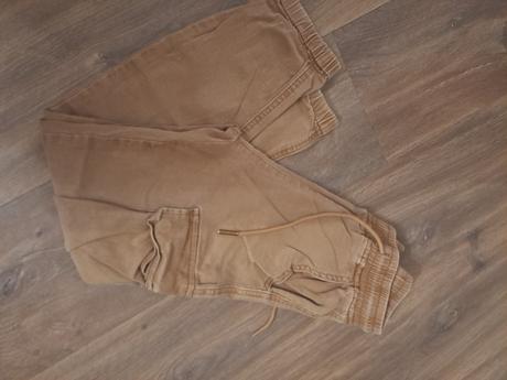 Chlapcenske nohavice, 140