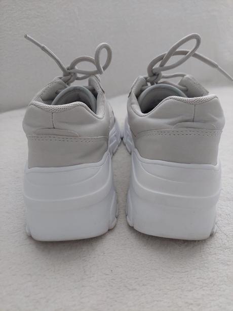 Dievčenské ľahunké tenisky, 37