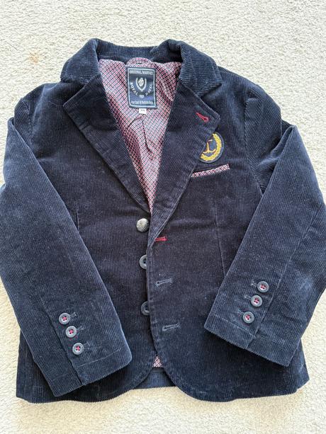 Mencestrove sako, sergent major,104