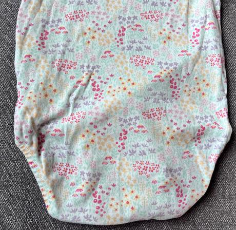 Peknucke body s volanikom top stav, h&m,86