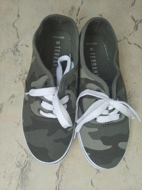 Nové maskáčové tenisky 36., 36