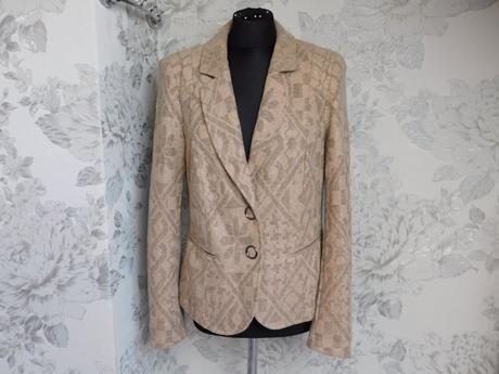 Luxusny damsky vlneny blejzer, 42