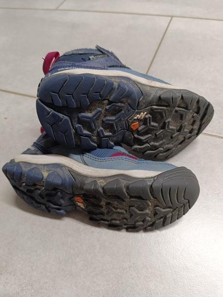 Turistické topánky, 28