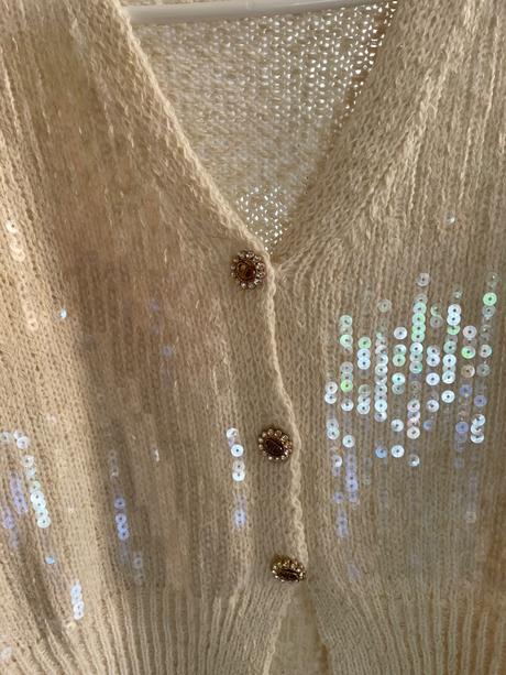 Krasny pulovrik, m