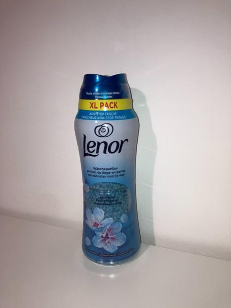 Lenor posilňovač vône,