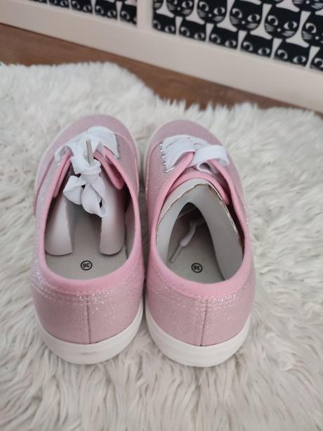 Trblietavé tenisky, deichmann,36