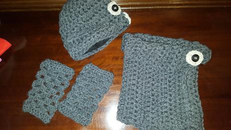 Súprava čiapka + nákrčník + štucne, 92