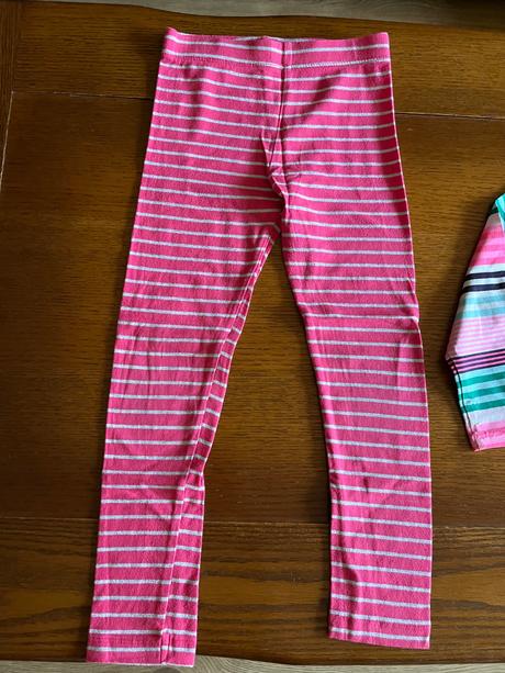 Súpravka h&m s farebnými pásikmi 110/116, 110