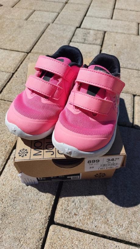 Nike tenisky, nike,23