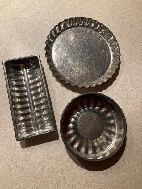 Retro plechove riadiky, 