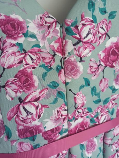 Kvetované šaty, yessica,44