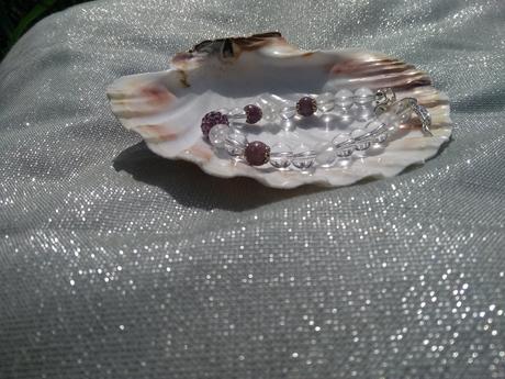 Náramok z polodrahokamov, 