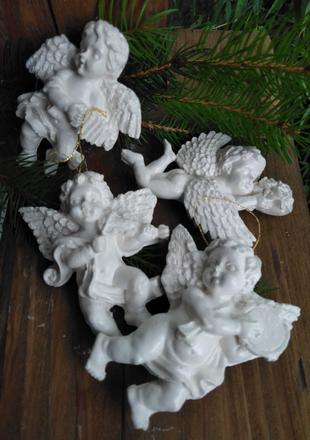 Sadrovi anjelikovia,