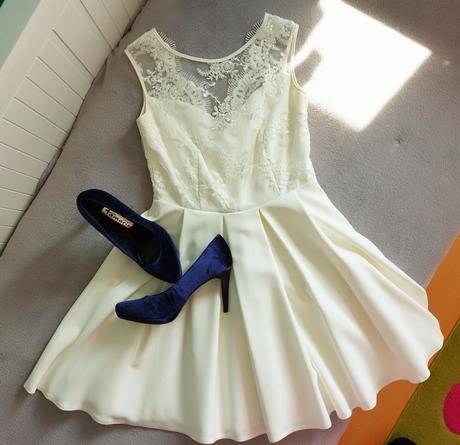 Šaty na viacero príležitosti, 36