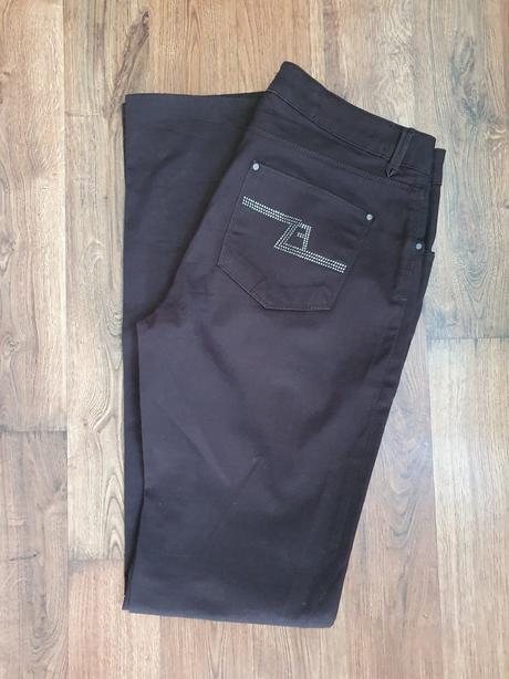 Rovne cokoladove jeansy zara, zara,38