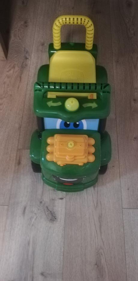 John deere odrážadlo,