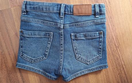 Šortky, reserved,116