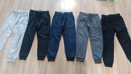 Tepláky 8-9 rokov, f&f,134