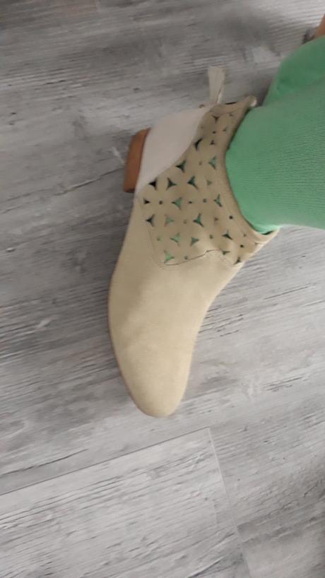 Kožené kotničky bledozelené, 37