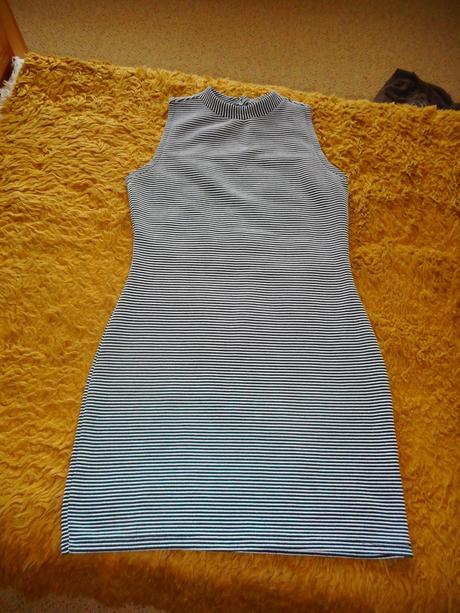 Výpredaj letných dámskych šiat veľkosť 36, bershka,s