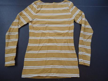 Horčicové tričko s lodičkovým výstrihom, f&f,s