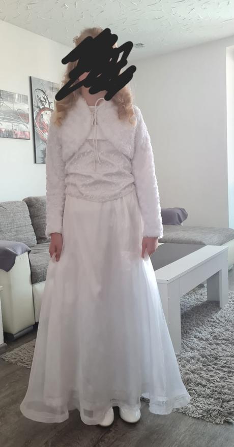 Šaty na prijimanie, 140