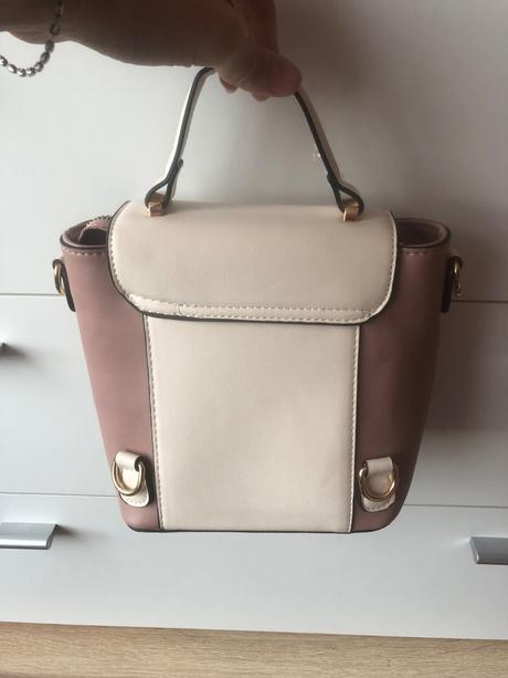 Kabelka/batoh, carpisa