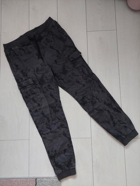 Joggery hm 170, h&m,170