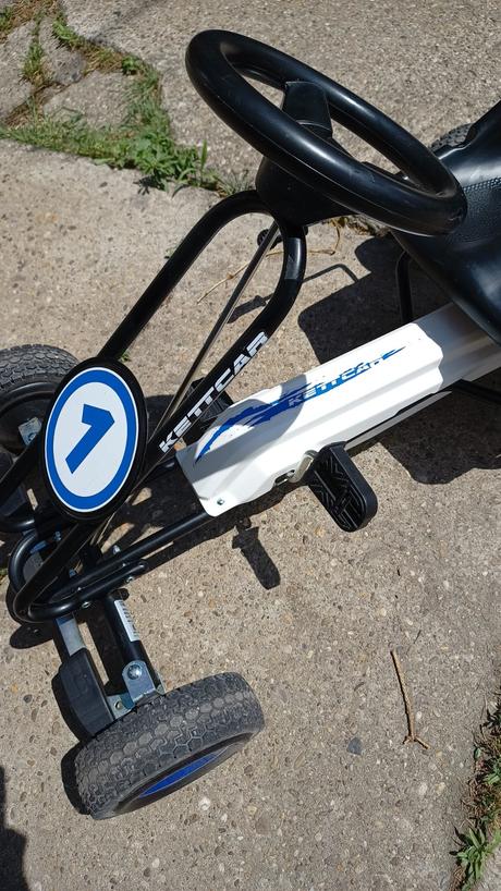 Slapacie auto / kara / stvorkolka / buggy kettler,