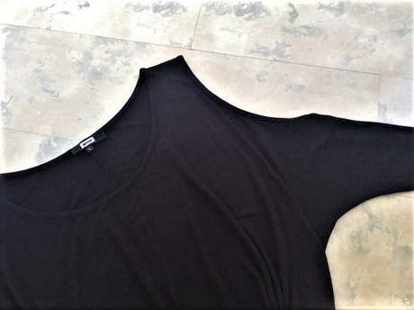 Oversize tričko s otvormi na ramenách bik bok l/xl, xl